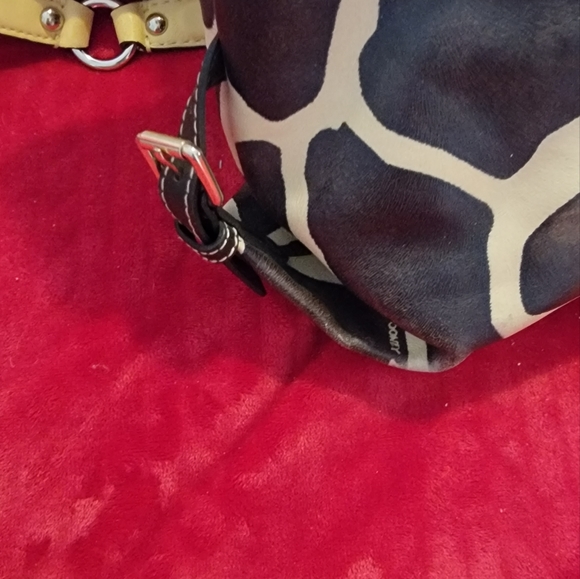 Dooney and Bourke Bag - Picture 3 of 5